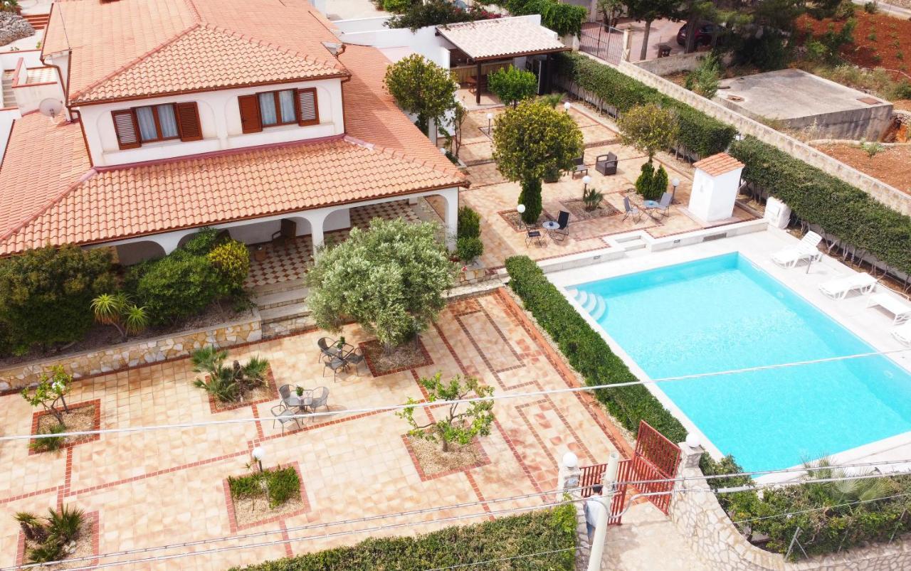 Villa Benny Сан-Вито-Ло-Капо Экстерьер фото